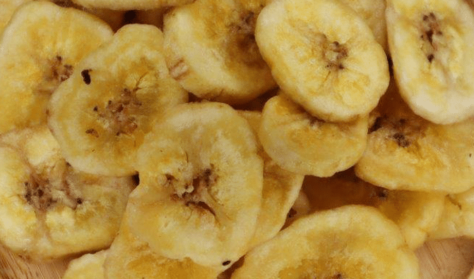 Banana from Dryfo, available for Private Label, Bulk - Wholesale, Custom Processing and B2B HO.RE.CA. Worldwide Delivery.